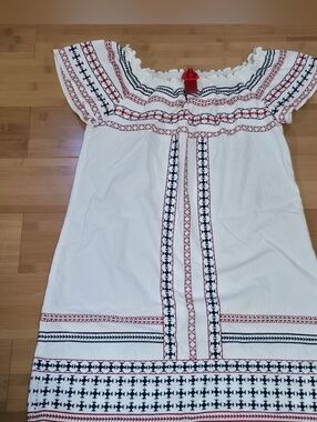 Cristina Women Embroidered Red White Blue Cap Sleeve Stretch Midi Cotton Dress S